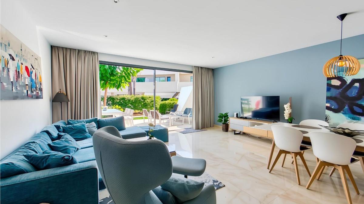 Продажа таунхауса в Chalet adosado en Calle Sierra Nevada, La Cala de Mijas, Mijas , Михас photo 5