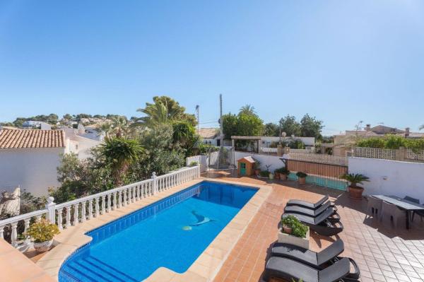 Частный шале на продаже в Casa o chalet en Cala Advocat - Baladrar, Benissa, Бенисса thumbnail 2