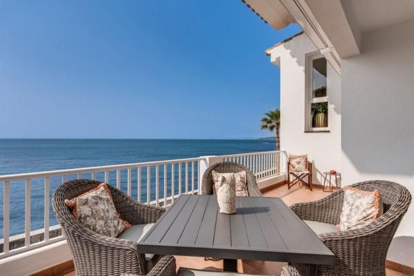 Duplex en venta en Dúplex en Calle Albéniz, 5, Bahía Dorada, Estepona, Estepona photo 1