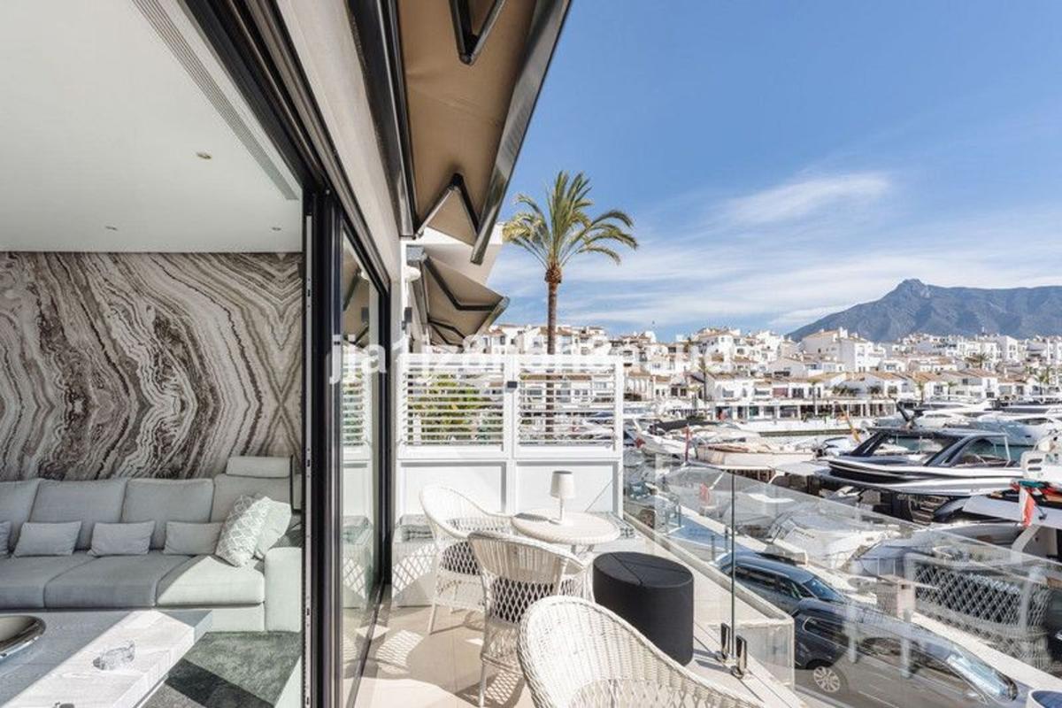 Venta de piso en Piso en Pasaje Muelle de Honor, 1, Puerto Banús, Marbella, Marbella
 photo 3