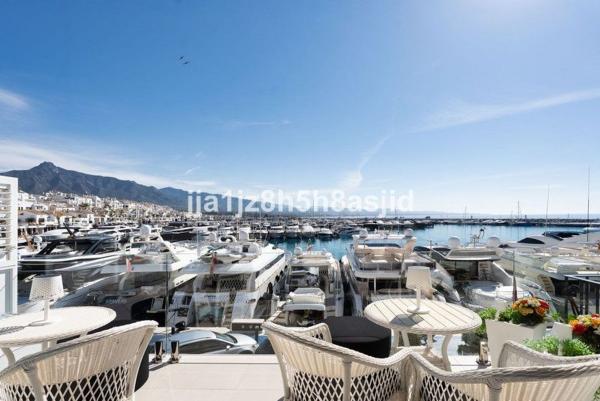 Venta de piso en Piso en Pasaje Muelle de Honor, 1, Puerto Banús, Marbella, Marbella
 photo 4
