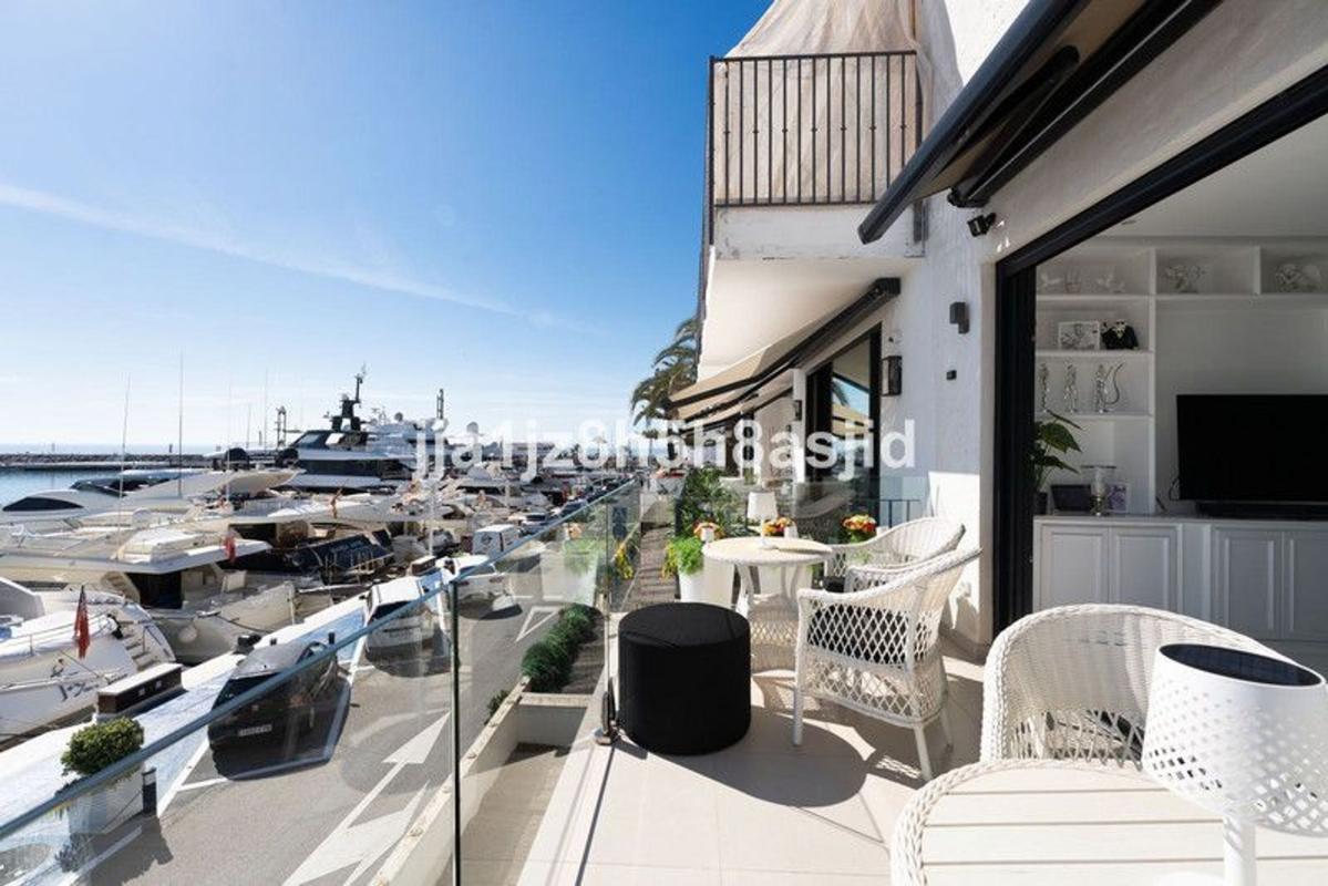 Venta de piso en Piso en Pasaje Muelle de Honor, 1, Puerto Banús, Marbella, Marbella
 photo 5