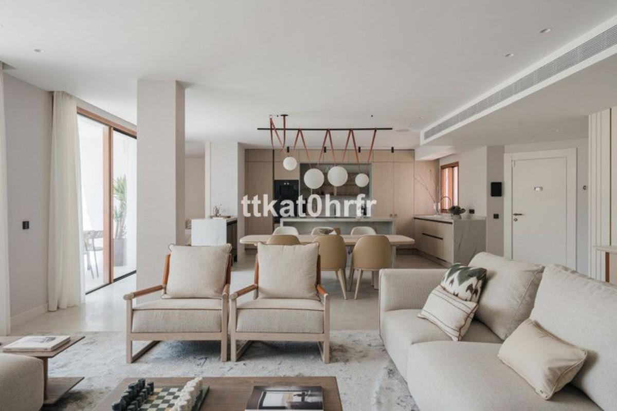 Venta de duplex en Dúplex en Calle Tres f, 5, Los Naranjos, Marbella, Marbella photo 2