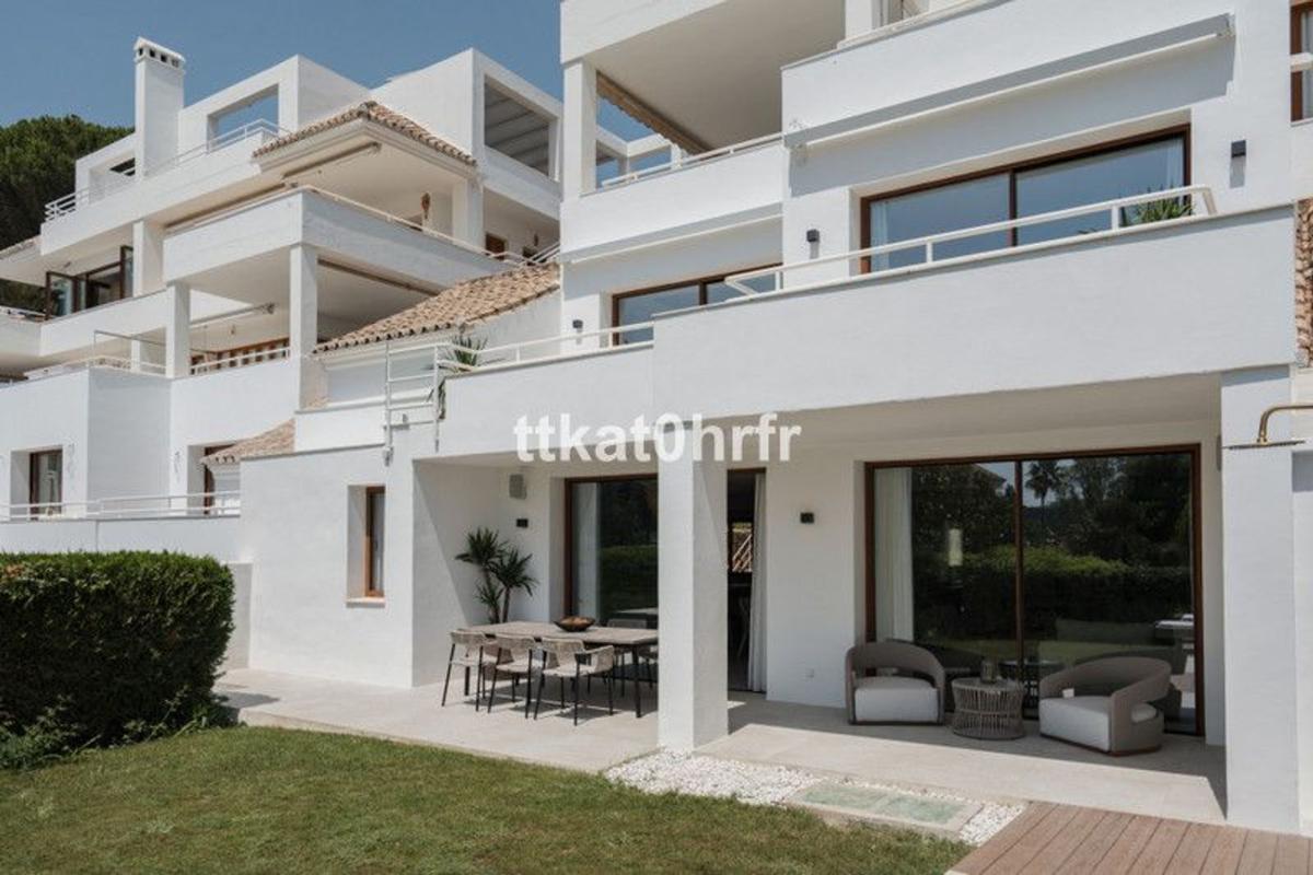 Venta de duplex en Dúplex en Calle Tres f, 5, Los Naranjos, Marbella, Marbella photo 3