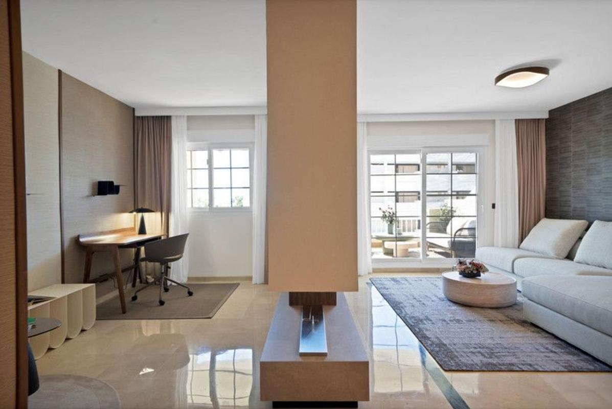 Venta de piso en Piso en Calle Cecilia Böhl de Faber, 1, Lomas de Marbella Club, Marbella, Marbella
photo 3