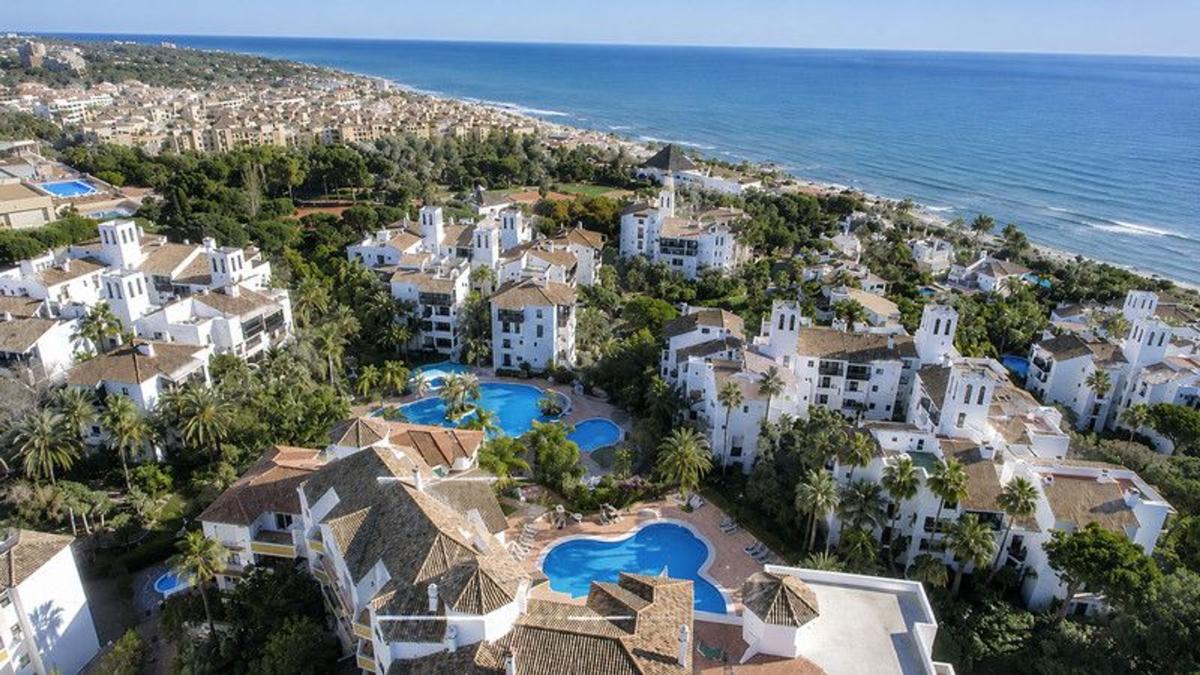 Venta de piso en Piso en Urbanizacion Jardines Golondrinas, 1, Romana Playa, Marbella, Marbella
photo 3