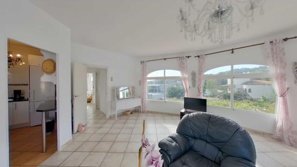 Chalet independiente en venta en Casa o chalet en Cala Advocat - Baladrar, Benissa, Benissa thumbnail 3