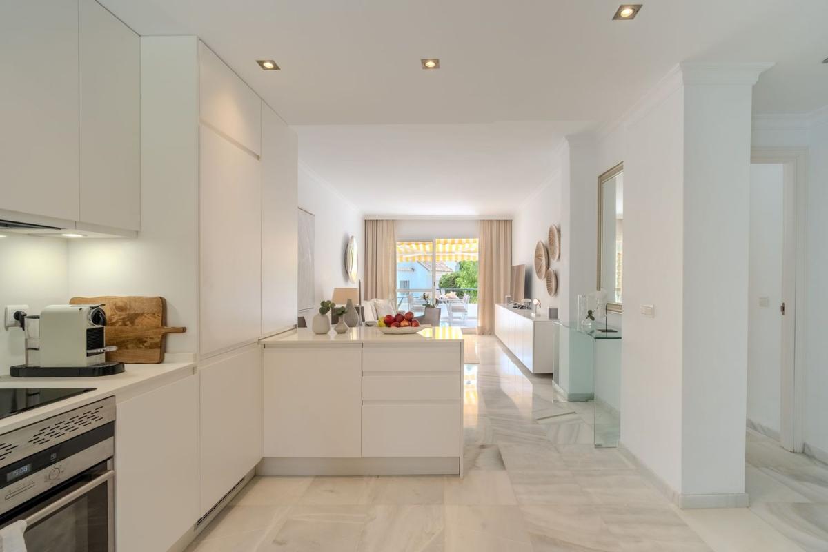 Venta de piso en Piso en Aries-nva Andalucia h, Los Naranjos, Marbella, Marbella
photo 2
