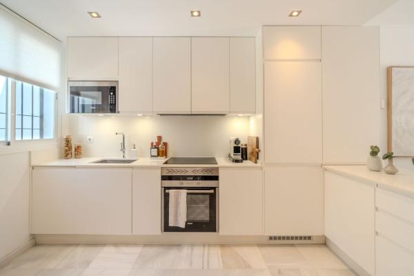 Venta de piso en Piso en Aries-nva Andalucia h, Los Naranjos, Marbella, Marbella
 photo 3