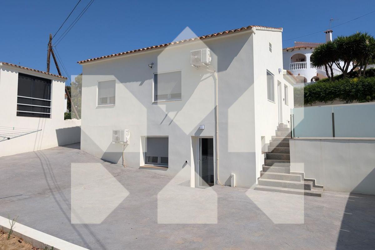 Продажа отдельного шале в Casa o chalet en Cala Advocat - Baladrar, Benissa, Бенисса photo 5