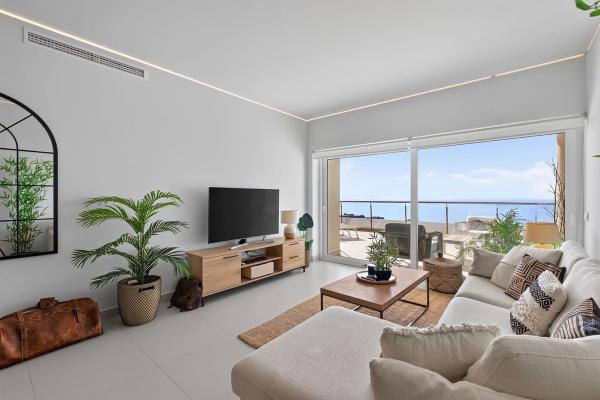 Sale of flat in Piso en Nogal Del Higueron, 5, El Higuerón - Capellanía, Benalmádena, Benalmádena
 photo 1