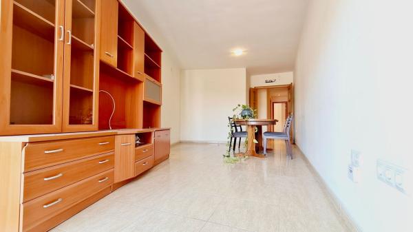 Venta de piso en Piso en Calle Gabriel Miró, Casco urbano, Polop, Polop
photo 1