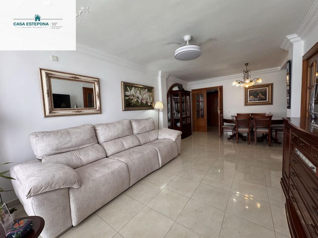 Продажа квартиры на Piso en Plaza Fuerzas Armadas, Zona Calvario, Estepona, Эстепона
 photo 5