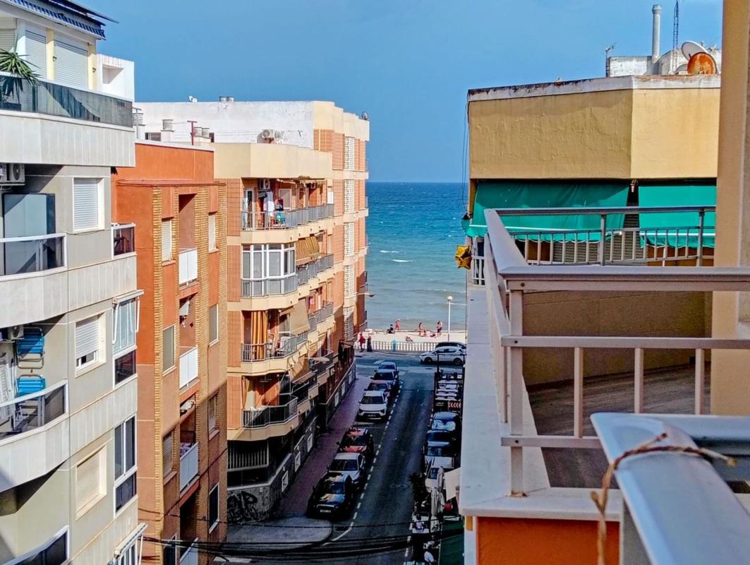 Venta de piso en Piso en Mar Baltico, Playa de los Locos, Torrevieja, Torrevieja
photo 2