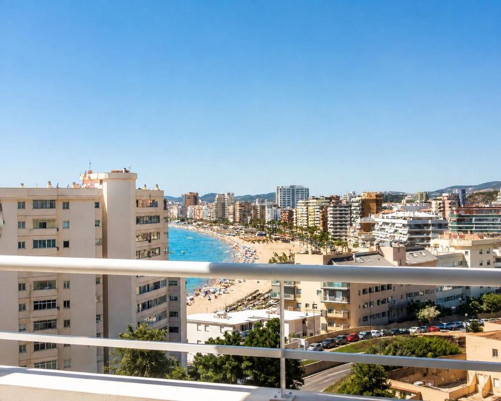 Venta de piso en Piso en Avenida Carvajal s/n, Las Gaviotas, Fuengirola, Fuengirola
photo 4