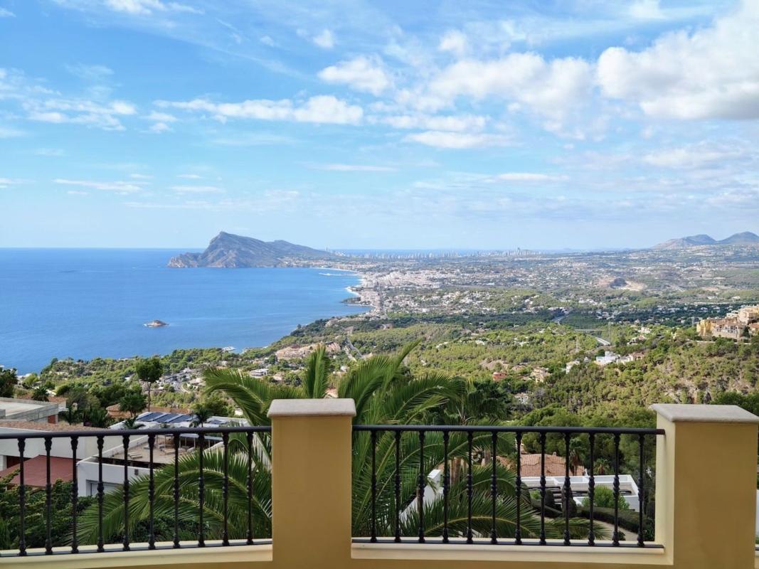 Properties for sale and rent in Spain photo 2