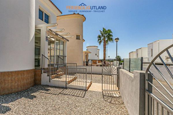 Independent chalet for sale in Casa o chalet en Calle San Antón, San Fulgencio, San Fulgencio thumbnail 2
