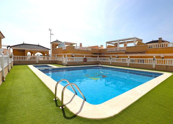 Chalet pareado en Benijofar thumbnail 2