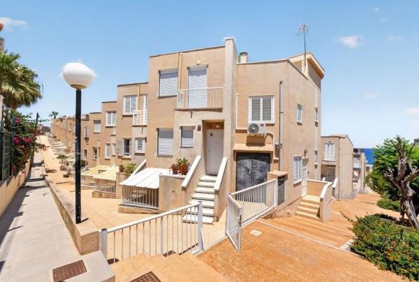 Chalet adosado en Urbanización los Leandros, Cabo Cervera, Torrevieja photo 1