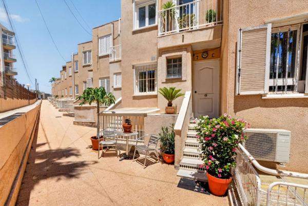 Chalet adosado en Urbanización los Leandros, Cabo Cervera, Torrevieja photo 4