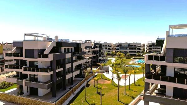 Sprzedaż mieszkania w Piso en Horizonte - La Campana, Orihuela, Orihuela
photo 1