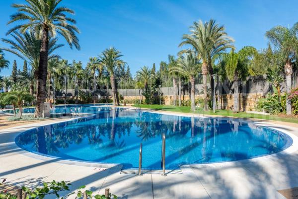 Продажа квартиры на Piso en Nueva Andalucía, Marbella, Марбелла
 photo 1