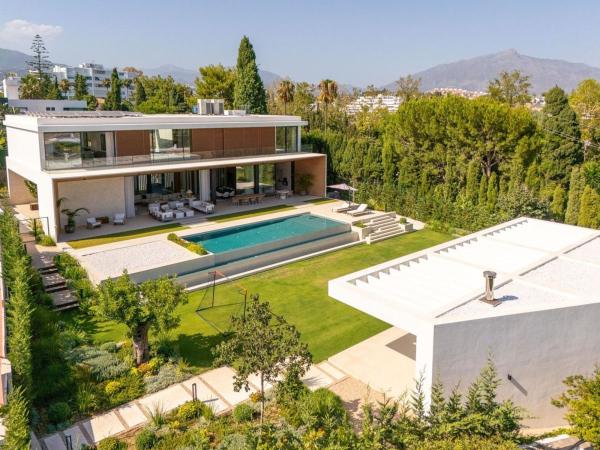 Casa o chalet independiente en Urbanización Guadalmina Alta, Guadalmina Alta, Marbella photo 1