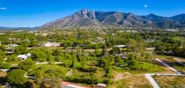 Casa o chalet independiente en Urbanización la Carolina, La Carolina-Guadalpín, Marbella thumbnail 2