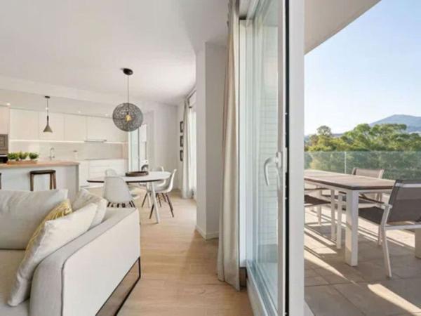 Sale of flat in Piso en Rodeo Alto-Guadaiza-La Campana, Marbella, Marbella
 photo 4