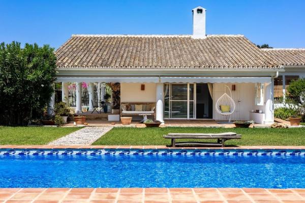 Casa o chalet independiente en Diseminado Rio las Pasadas, 59, Valtocado - La Alquería - La Atalaya, Mijas thumbnail 2