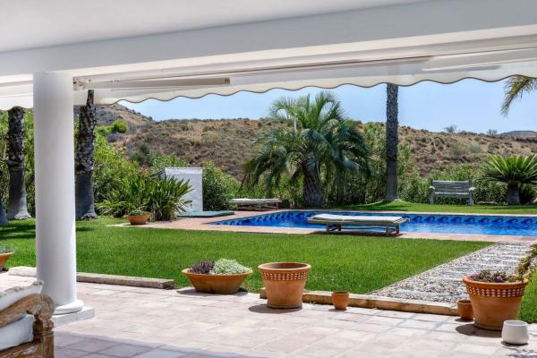 Casa o chalet independiente en Diseminado Rio las Pasadas, 59, Valtocado - La Alquería - La Atalaya, Mijas photo 4