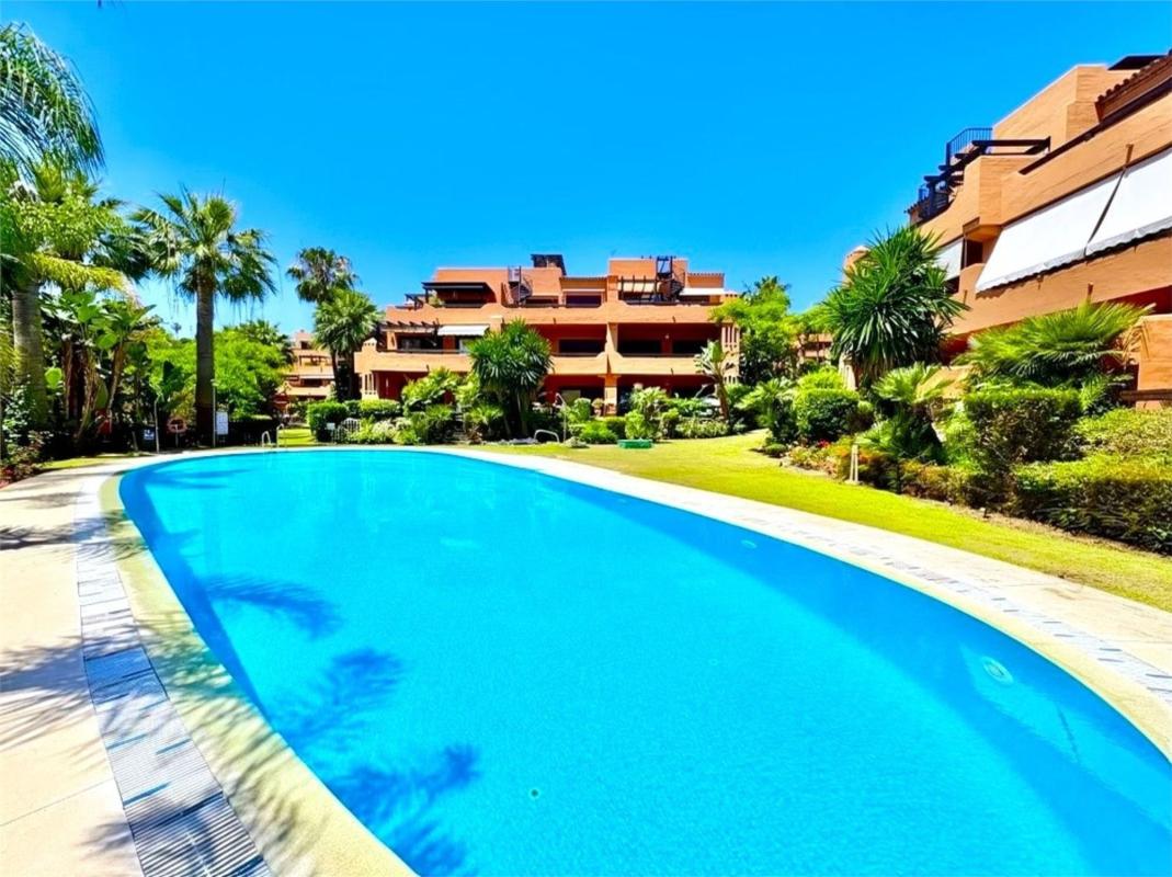Venta de piso en Piso en Torre la Sal, Buenas Noches, Estepona, Estepona
photo 5