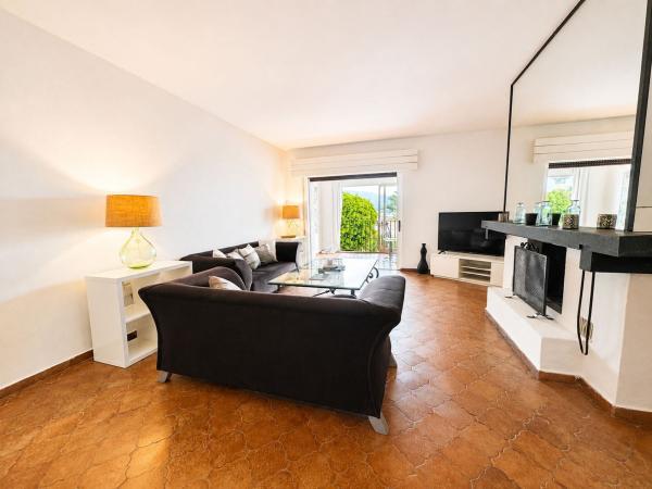Venta de piso en Piso en Calle Ribera, Puerto Banús, Marbella, Marbella
 photo 3
