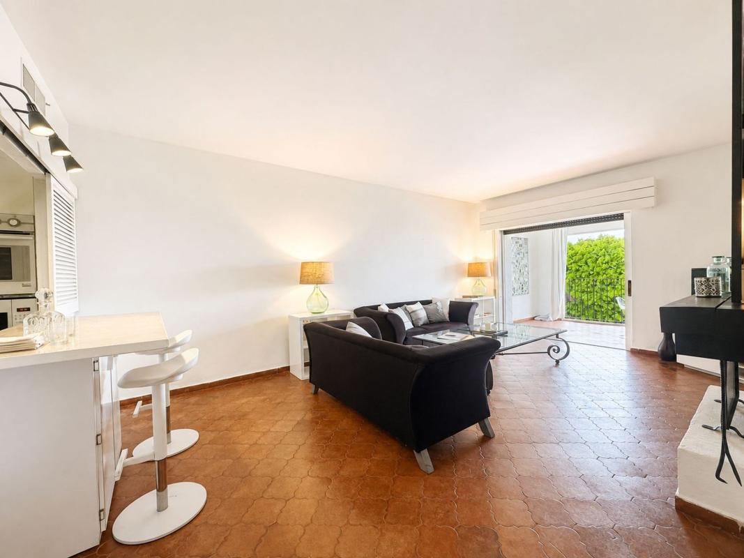 Продажа квартиры на Piso en Calle Ribera, Puerto Banús, Marbella, Марбелла
 photo 4