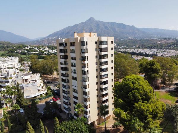 Venta de piso en Piso en Torres de Aloha s/n, Aloha, Marbella, Marbella
 photo 1
