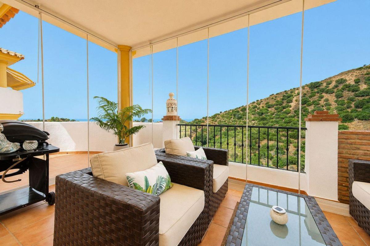Продажа дуплекса на Dúplex en Sitio de Calahonda, Mijas, Михас photo 2