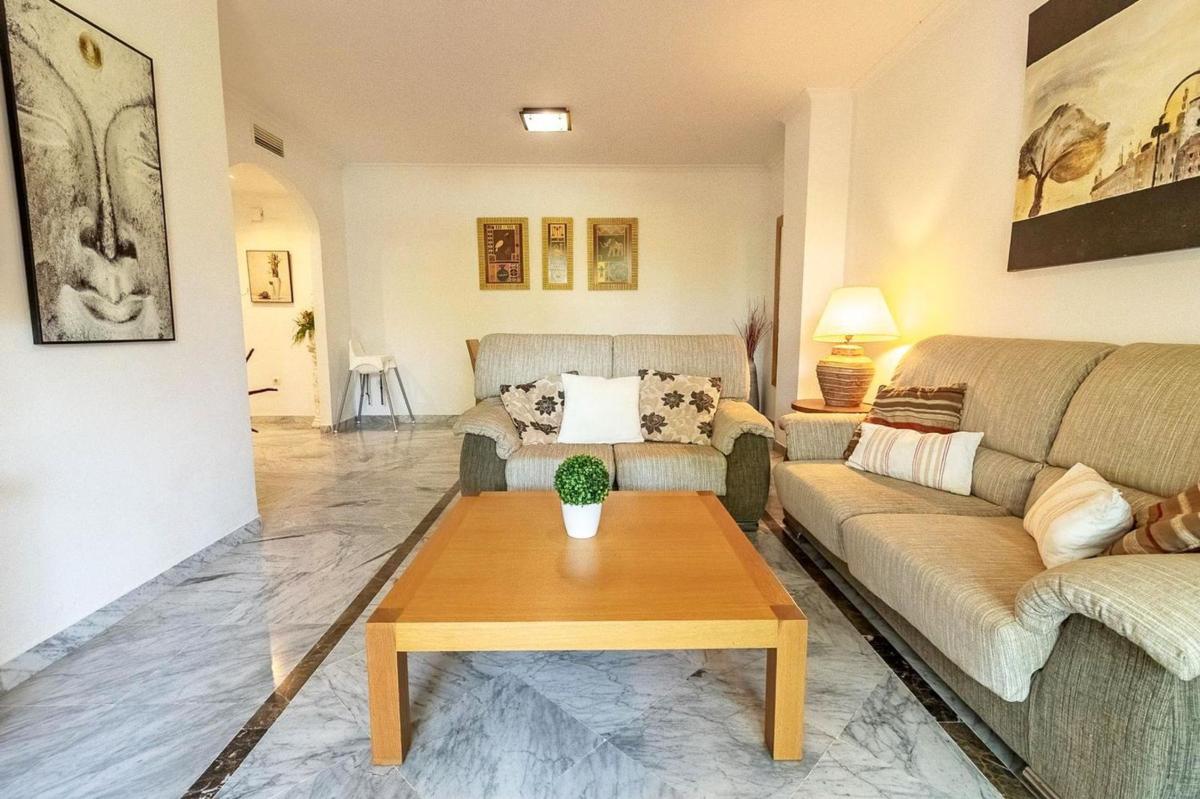 Venta de piso en Piso en Calle José Manuel Caballero Bonald, 27, Linda Vista-Nueva Alcántara-Cortijo Blanco, Marbella, Marbella
photo 3
