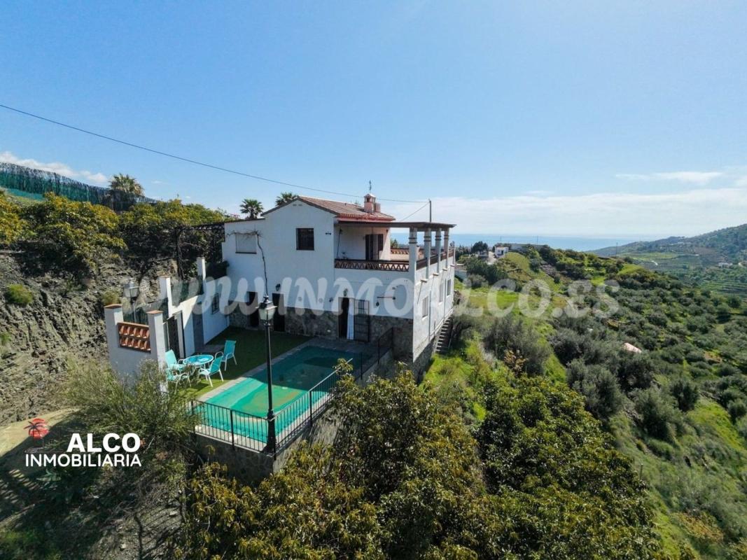 Properties for sale and rent in Spain photo 2