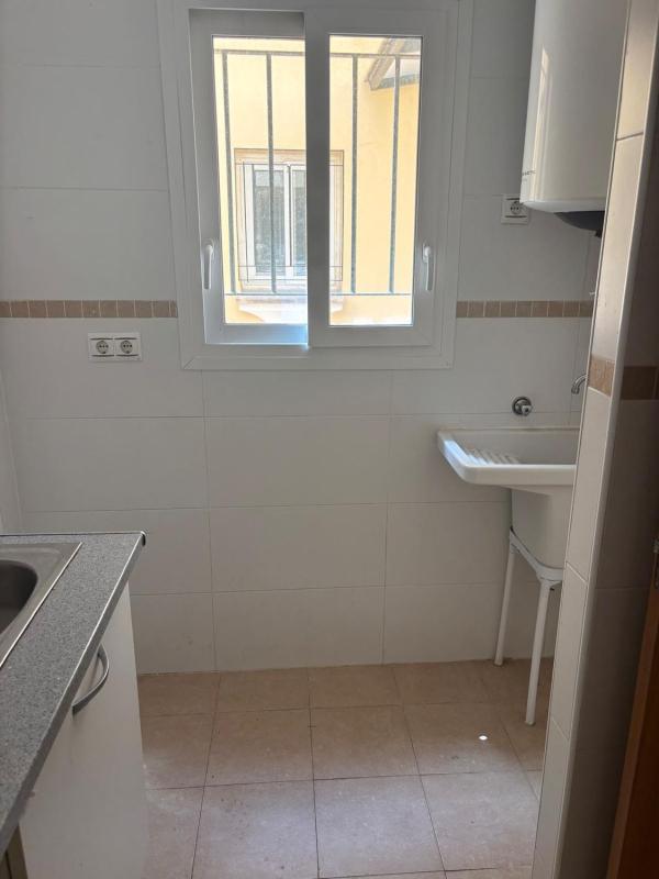 Venta de chalet adosado en Chalet adosado en Vicente Blanch Picot, El Pinillo, Torremolinos , Torremolinos photo 5