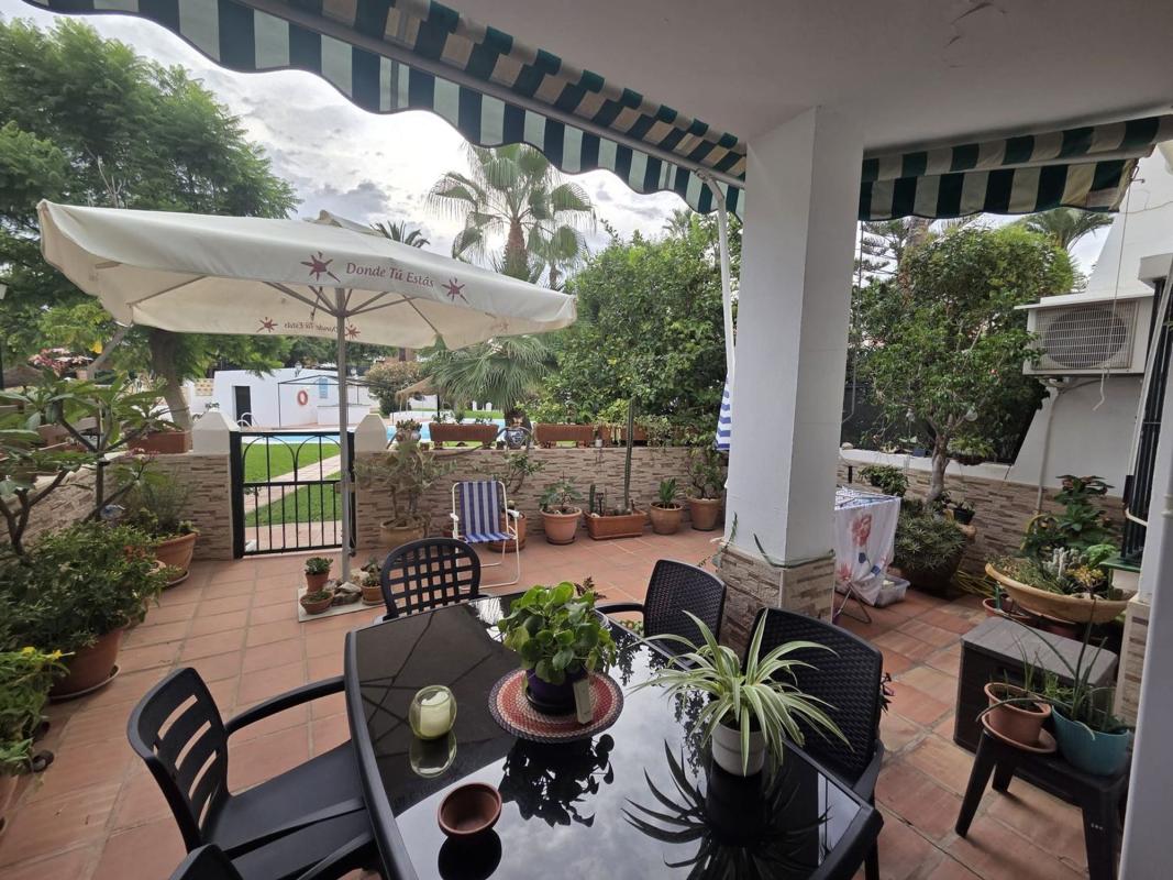 Venta de chalet adosado en Chalet adosado en Calle Campo de Borja, Viña Málaga, Vélez-Malaga , Vélez-Malaga photo 2