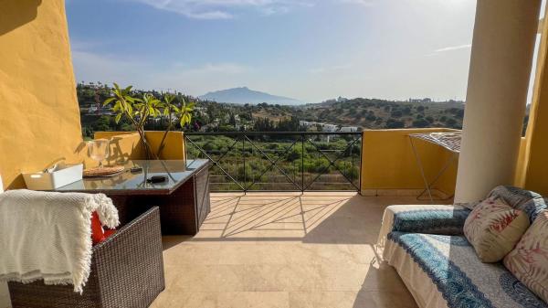 Duplex en venta en Dúplex en Bel-Air, Estepona, Estepona photo 2
