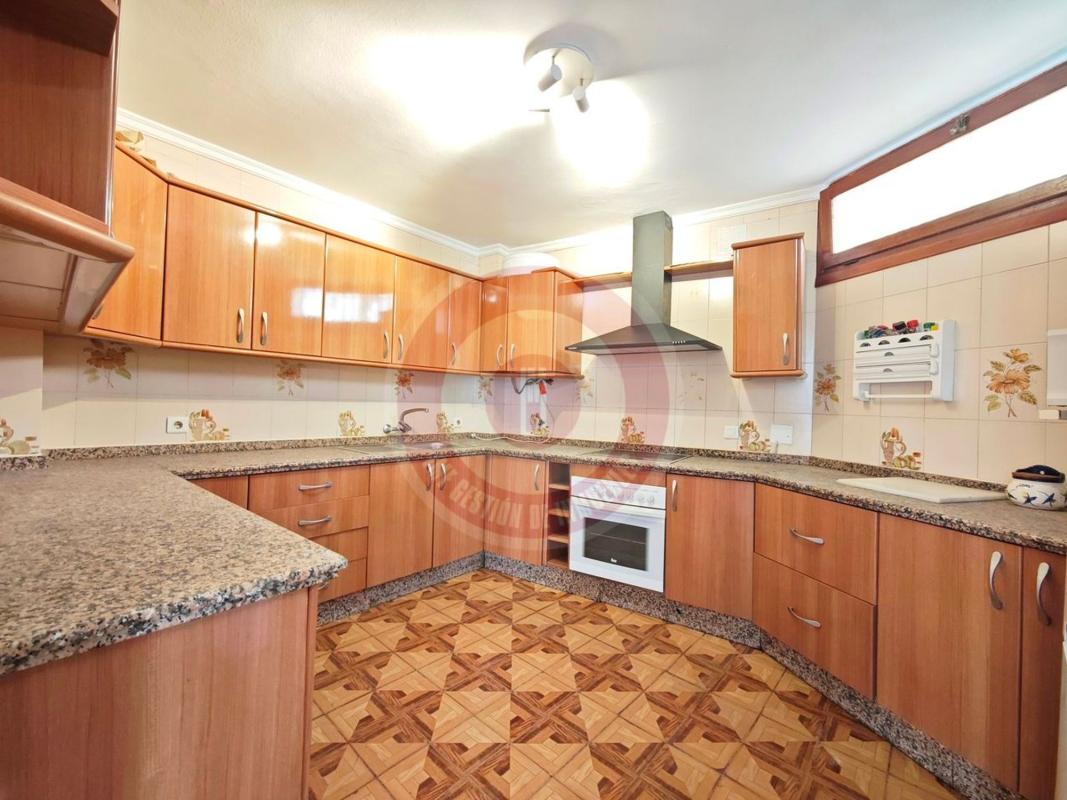 Venta de chalet adosado en Chalet adosado en Plaza Santa Cruz, 11, Centro Histórico, Vélez-Malaga , Vélez-Malaga photo 5