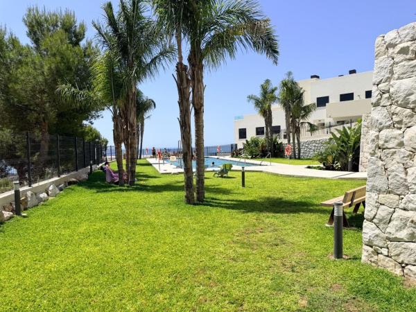 Sale of flat in Piso en Avenida Rocas Blancas, 14, Montealto, Benalmádena, Benalmádena
 photo 2