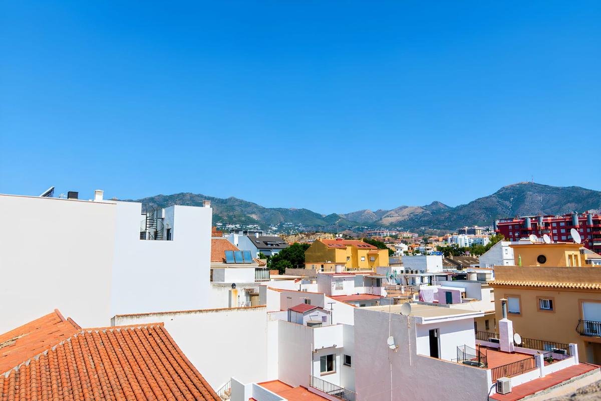 Venta de piso en Piso en Calle Torrox, 1, Los Boliches, Fuengirola, Fuengirola
photo 4