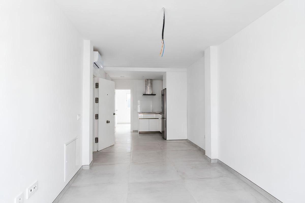 Venta de piso en Piso en Calle Torrox, 1, Los Boliches, Fuengirola, Fuengirola
photo 5