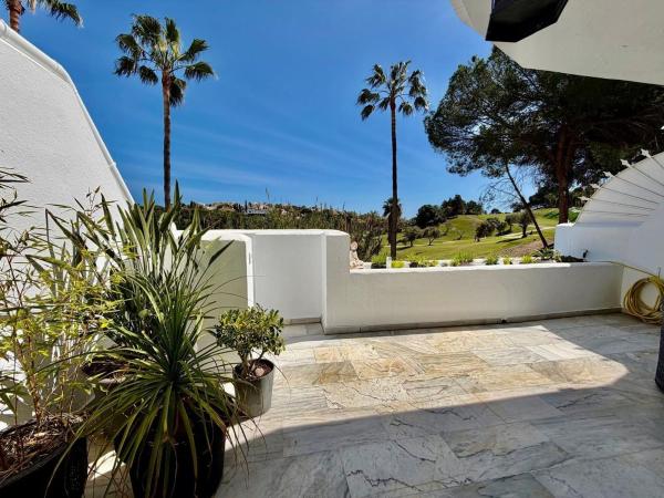 Chalet adosado en Calle de Suecia, Nueva Torrequebrada, Benalmádena photo 1