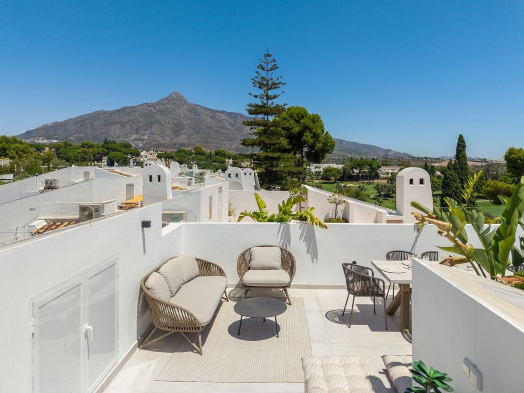 Penthouse sale in Ático en Aloha, Marbella, Marbella photo 2