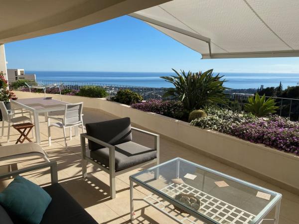 Venta de piso en Piso en El Pinar s/n, Alto de los Monteros, Marbella, Marbella
 photo 2