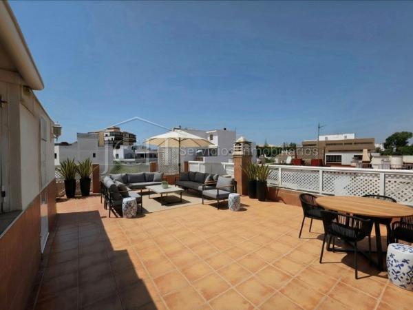 Аттик на продажу в Ático en Calle Troncón, 69, Zona Puerto Deportivo, Fuengirola, Фуэнхирола photo 1