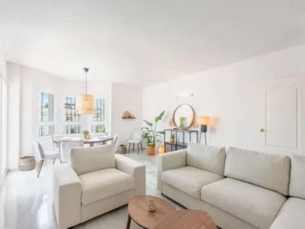 Duplex en venta en Dúplex en La Dama de Noche-La Alzambra, Marbella, Marbella photo 3